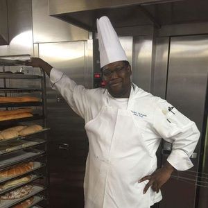 Meet your Posher, Charles